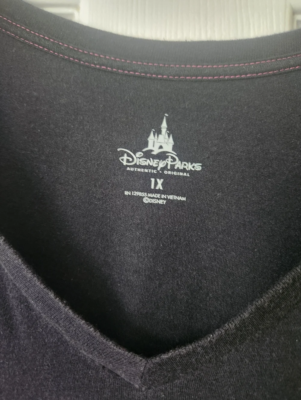 Disneyland Resort 2016 Black Graphic Tee - Women's 1X - Picture 3 of 7